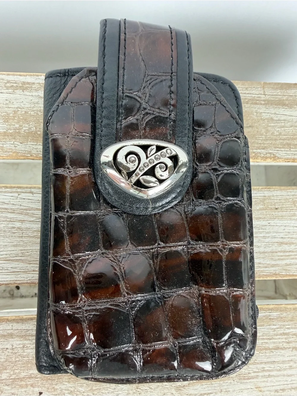 Brighton Eves Delight leather cell phone and card pouch wallet croc embossed